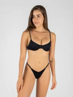 ONEONESWIMWEAR Lupita Top Black