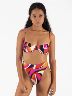 ONEONESWIMWEAR Stephania Top Dreamer